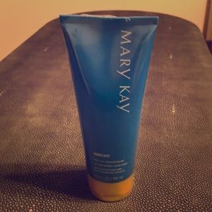 Mary Kay after-sun replenishing gel